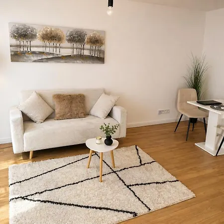 Designer Loft In Heart Of *